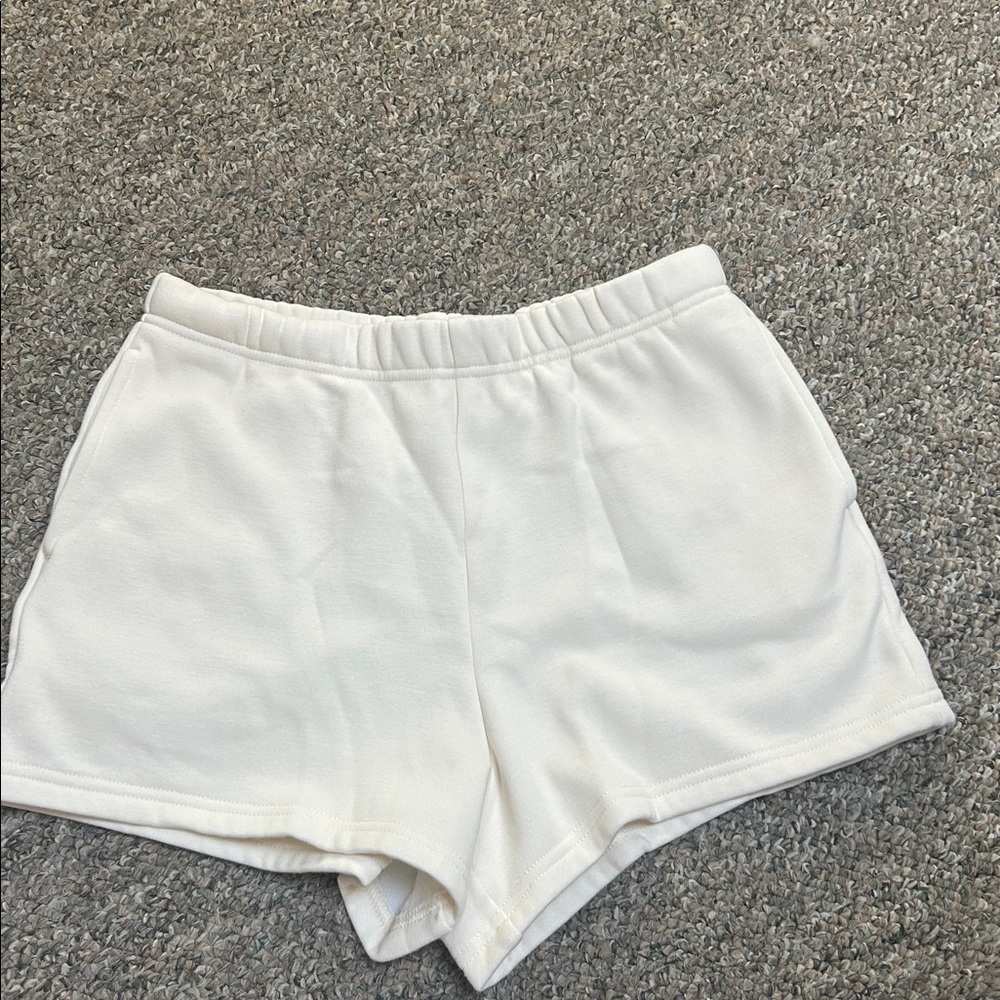 Fabletics Cream Jogging Lounge Shorts